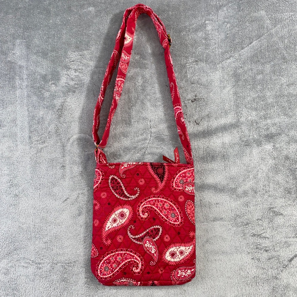 Vera Bradley‎ Quilted Crossbody Bag Red Paisley Adjustable Strap Purse